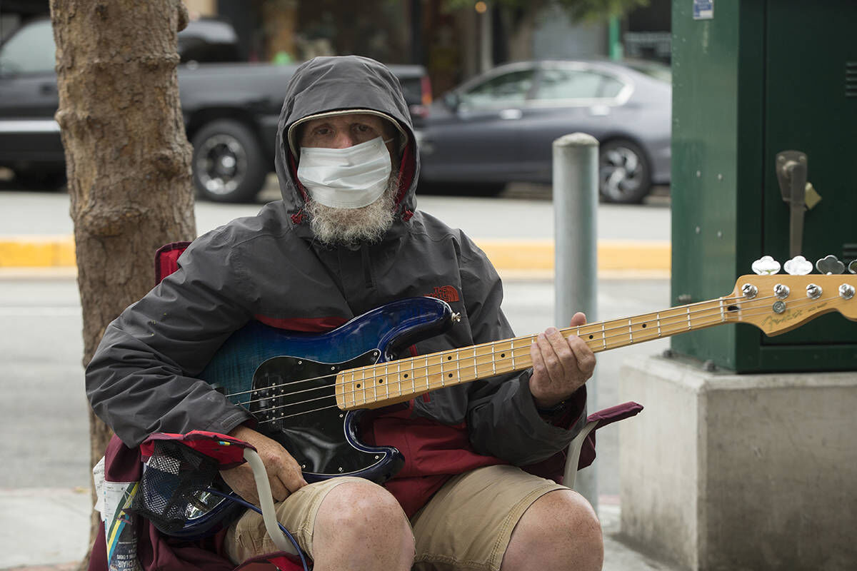 San Franciscans embrace caution as the masks go back on